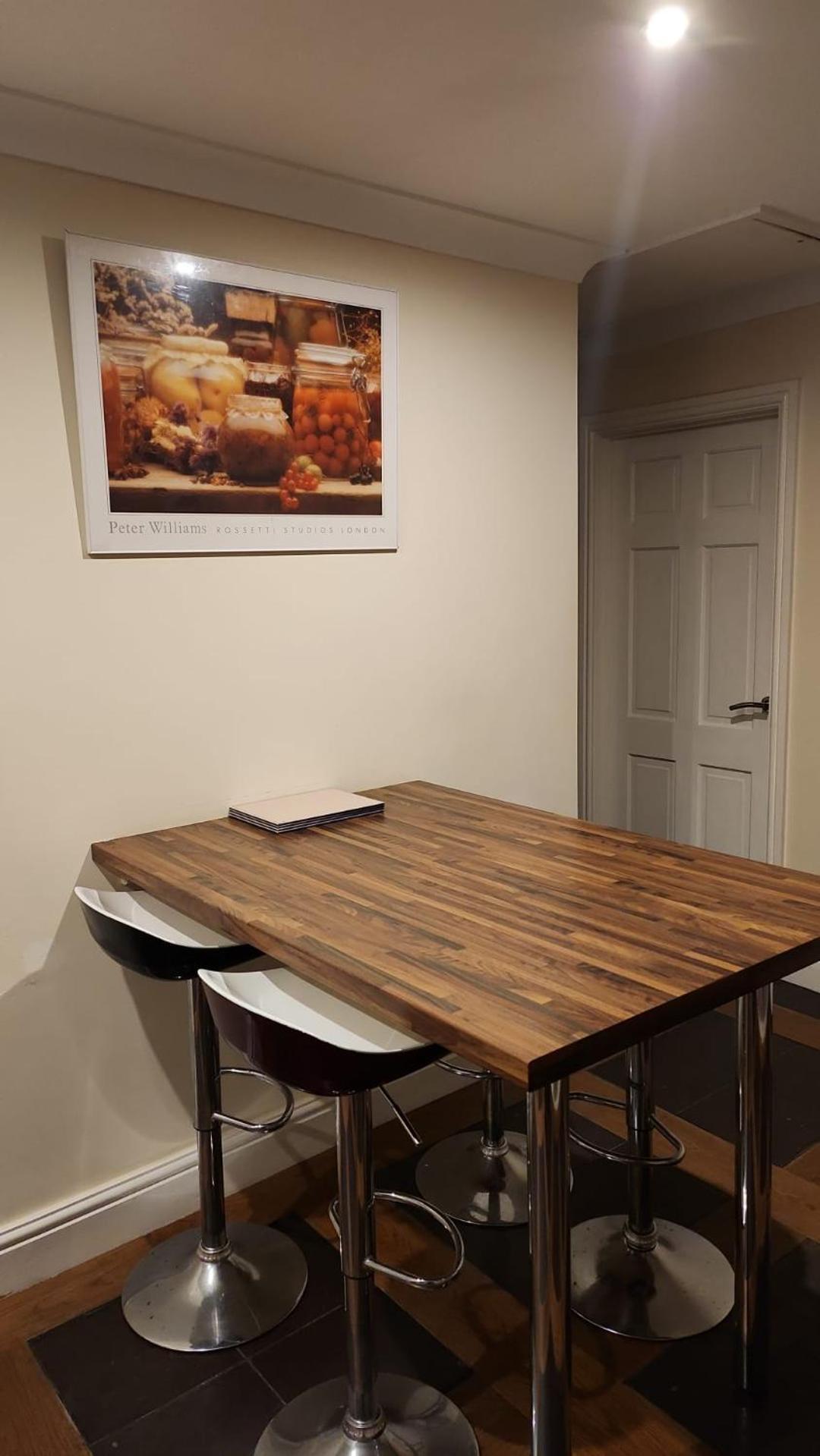Large 2 Bed Holiday Let In Central Ystradgynlais エクステリア 写真