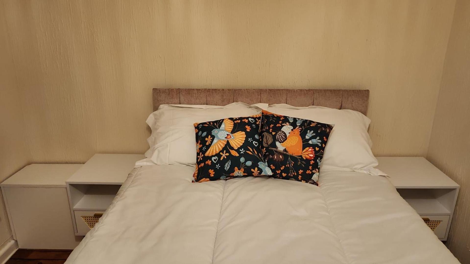 Large 2 Bed Holiday Let In Central Ystradgynlais エクステリア 写真